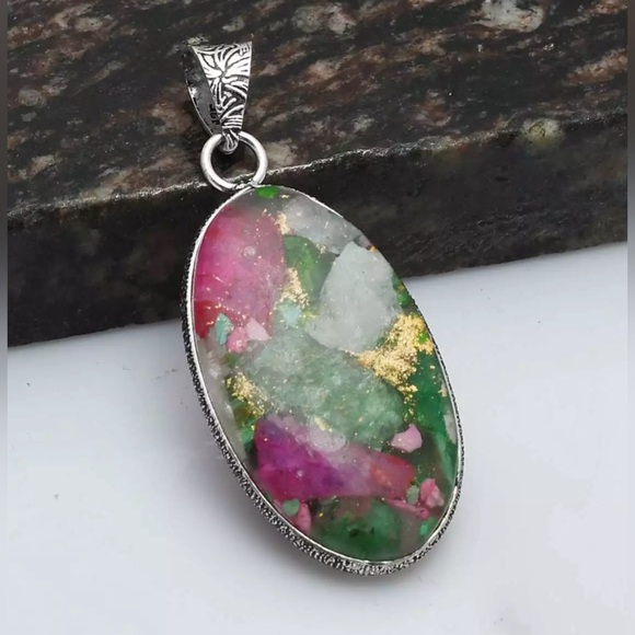 OYSTER TURQUOISE PENDANT - Picture 3 of 3